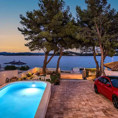 Gorgeous In With Kitchen 3* Betina (Sibenik-Knin)